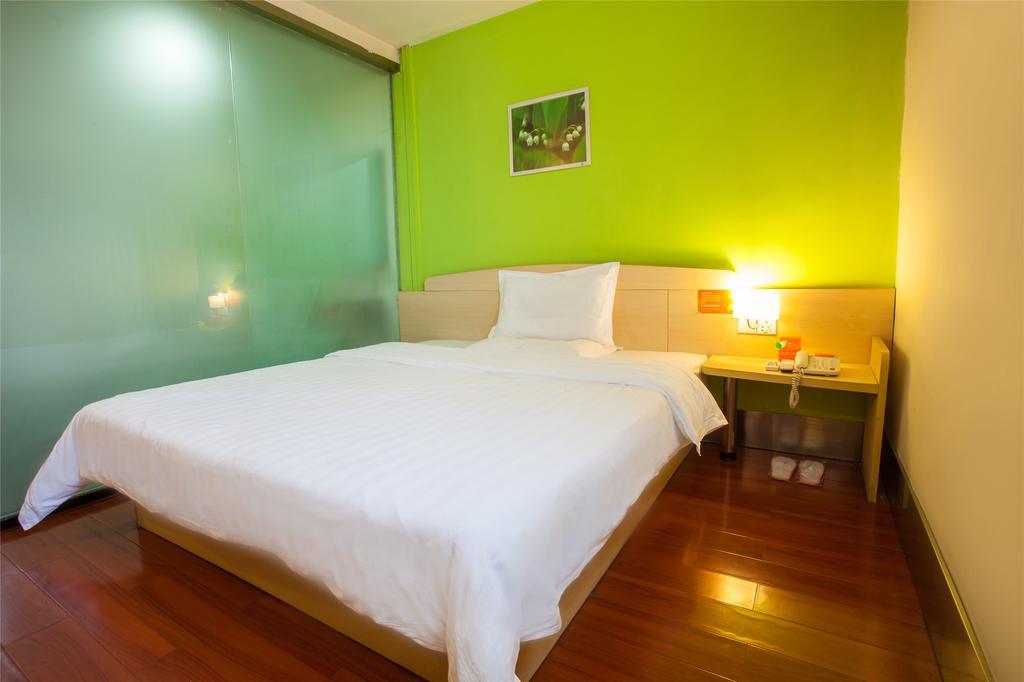 7Days Inn Guangzhou Nonglinxia Road Ouzhuang Subway Station 외부 사진