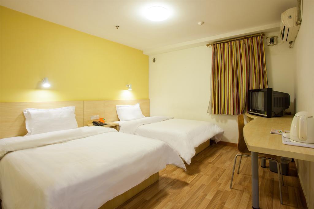 7Days Inn Guangzhou Nonglinxia Road Ouzhuang Subway Station 외부 사진