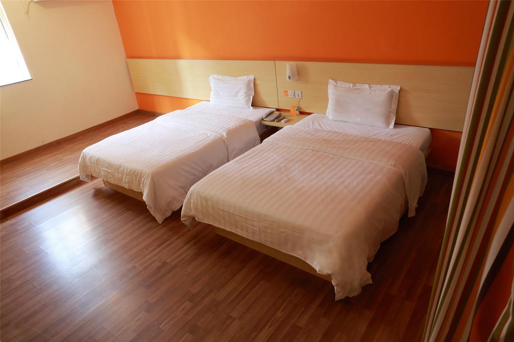 7Days Inn Guangzhou Nonglinxia Road Ouzhuang Subway Station 외부 사진