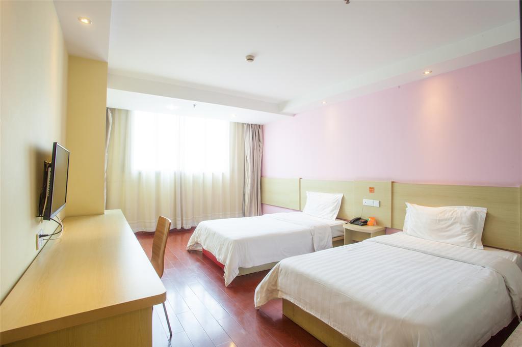 7Days Inn Guangzhou Nonglinxia Road Ouzhuang Subway Station 외부 사진